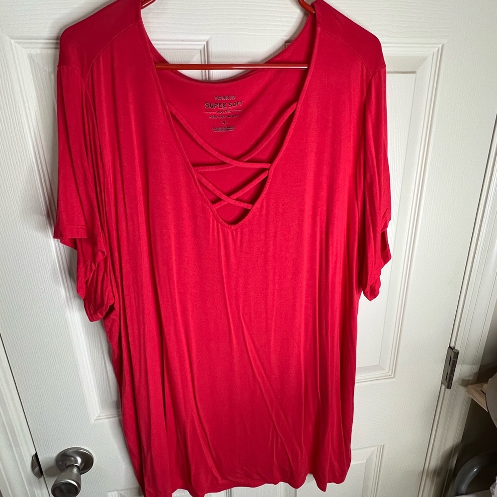 Torrid Bright Red Crisscross Short Sleeve Top size 4X